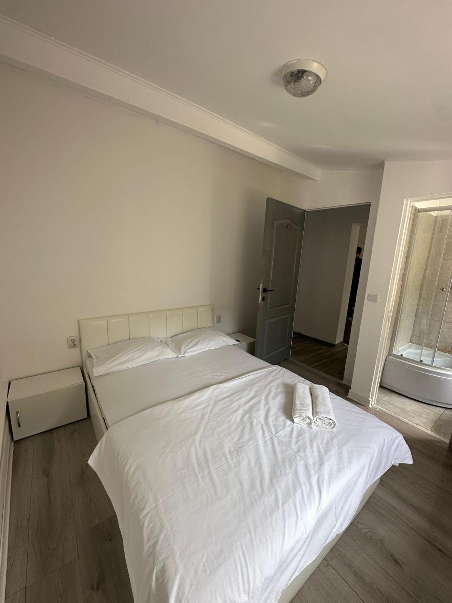 Residence Ultracentral Brasov Ngoại thất bức ảnh